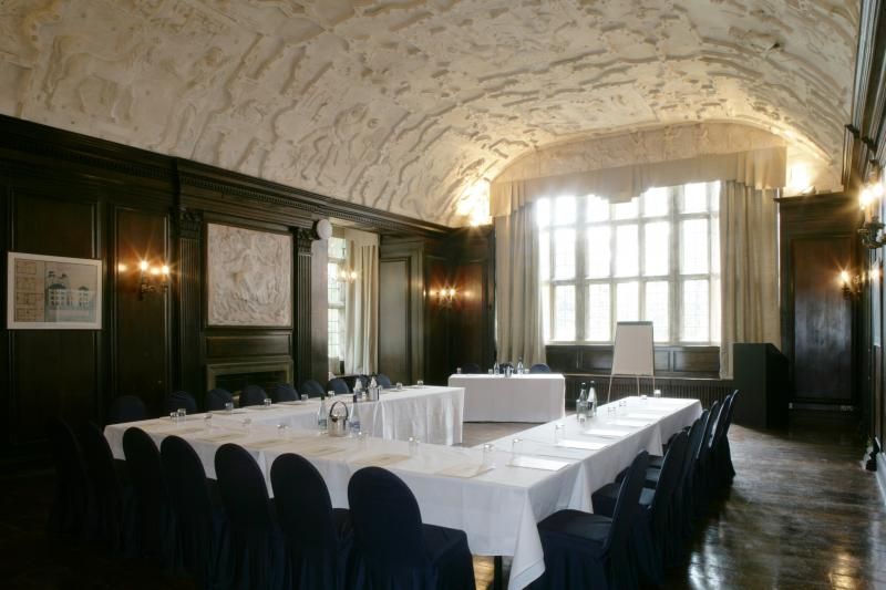 YSTAFELLOEDD PWYLLGOR